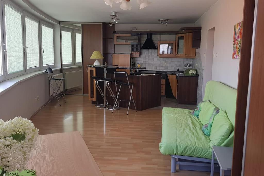 Sloneczny Apartamencik Apartment Wroclaw Ngoại thất bức ảnh